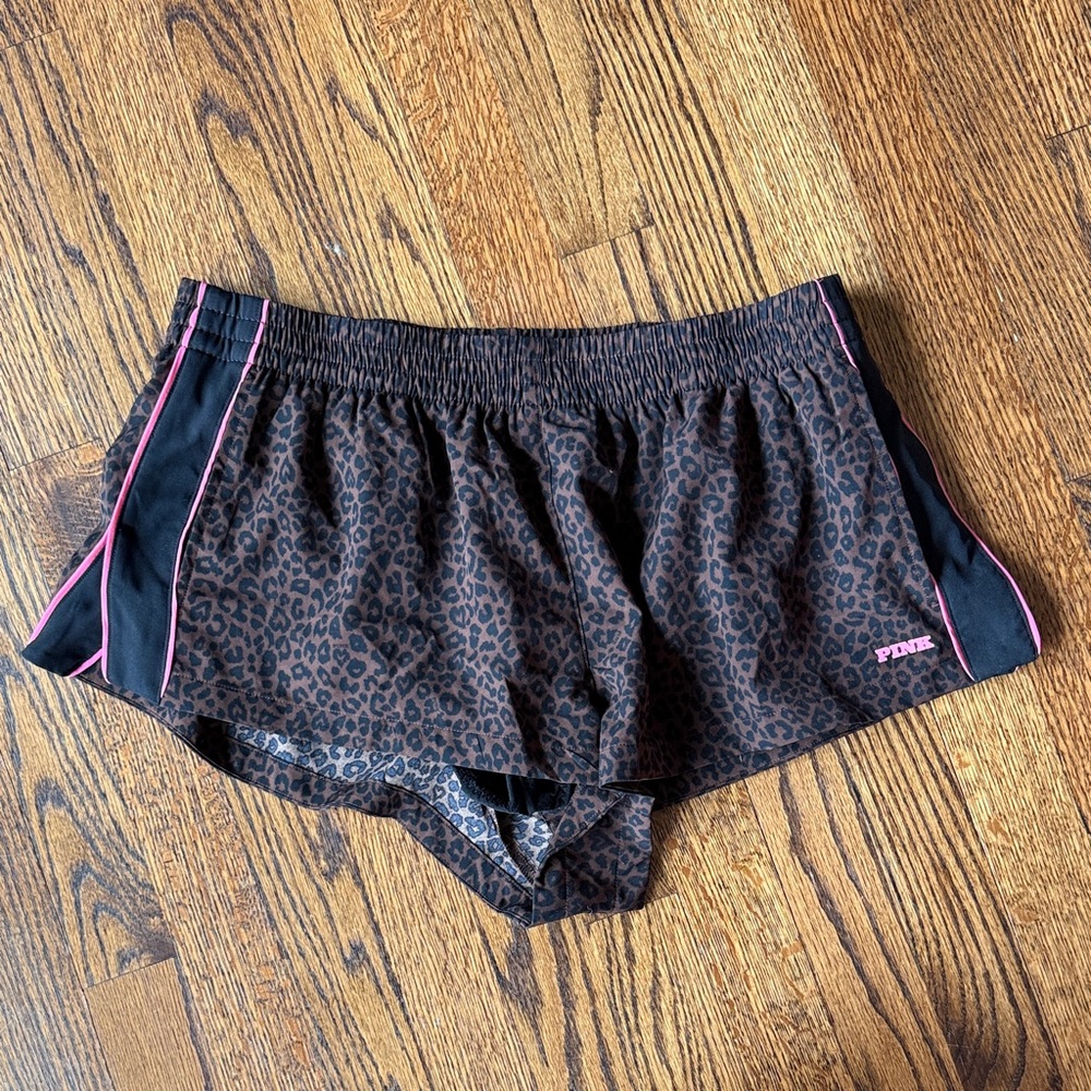 B33 PINK Victoria's Secret Women Large Leopard Print Pajama Shorts